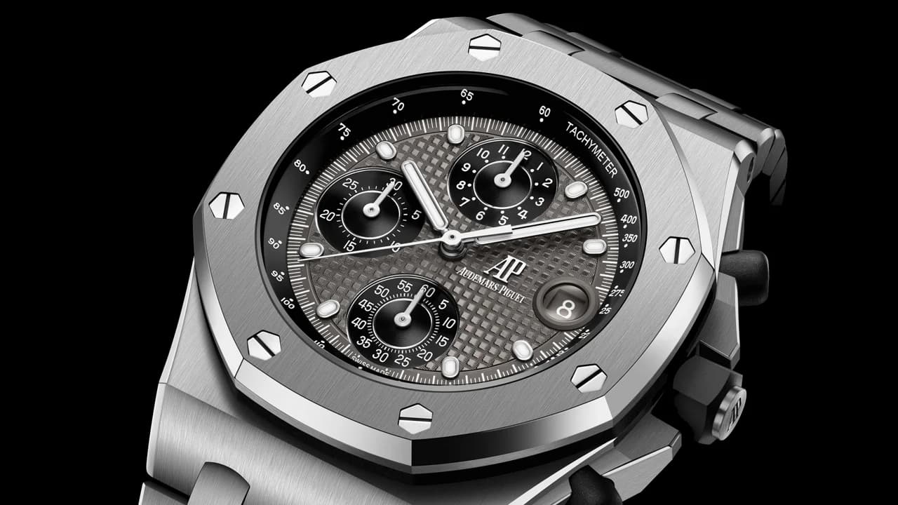Audemars Piguet Royal Oak Offshore Selfwinding Chronograph 2