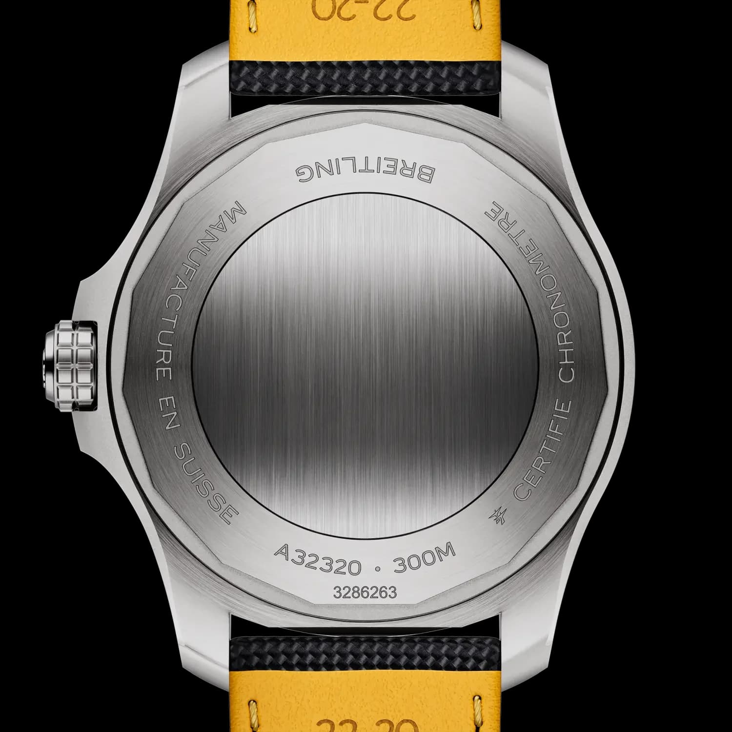 Breitling Avenger Automatic GMT 44 – Siyah Kadran, Antrasit Dana Derisi Kayış 3