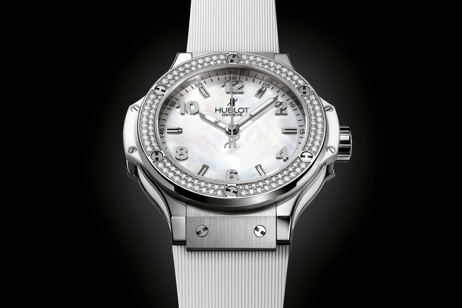 Hublot Big Bang All White Diamonds Mother of Pearl 38 mm 2