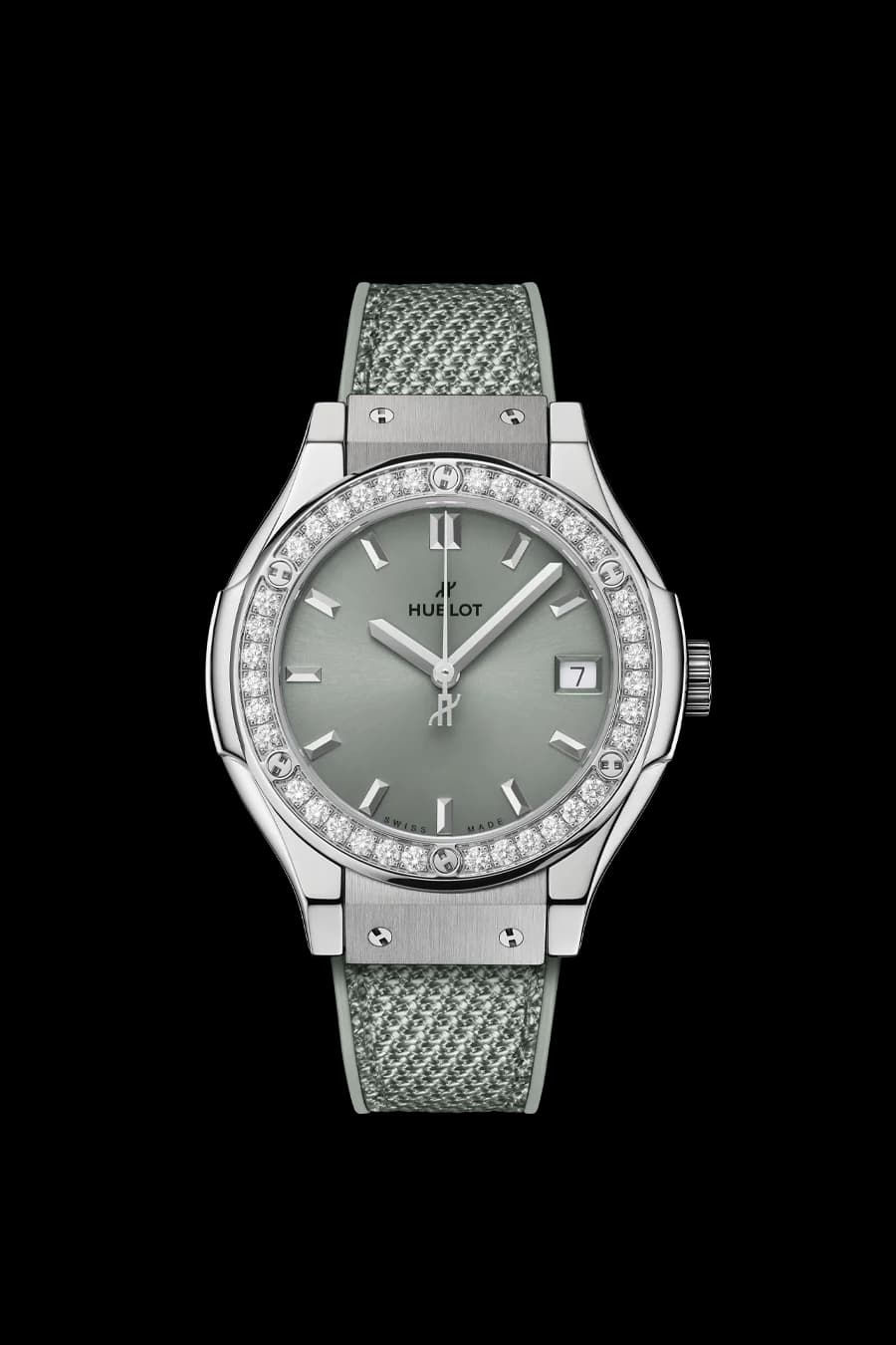 Hublot Classic Fusion Titanium Sage Green Diamonds 33 mm 1