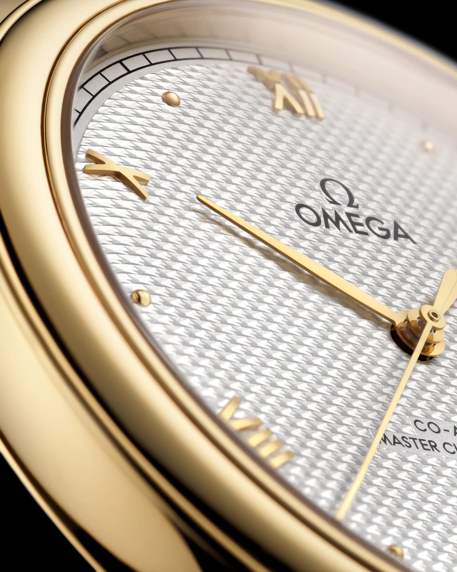 Omega De Ville Prestige Co-Axial Master Chronometer 40 mm – Yellow Gold on Leather Strap, Silver Dial 3