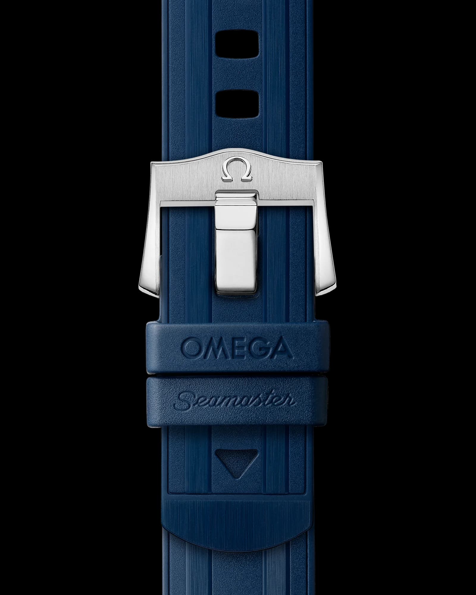 Omega Seamaster Diver 300M Co-Axial Master Chronometer 42 mm – Steel - Sedna Gold on Rubber Strap, Blue Dial 3