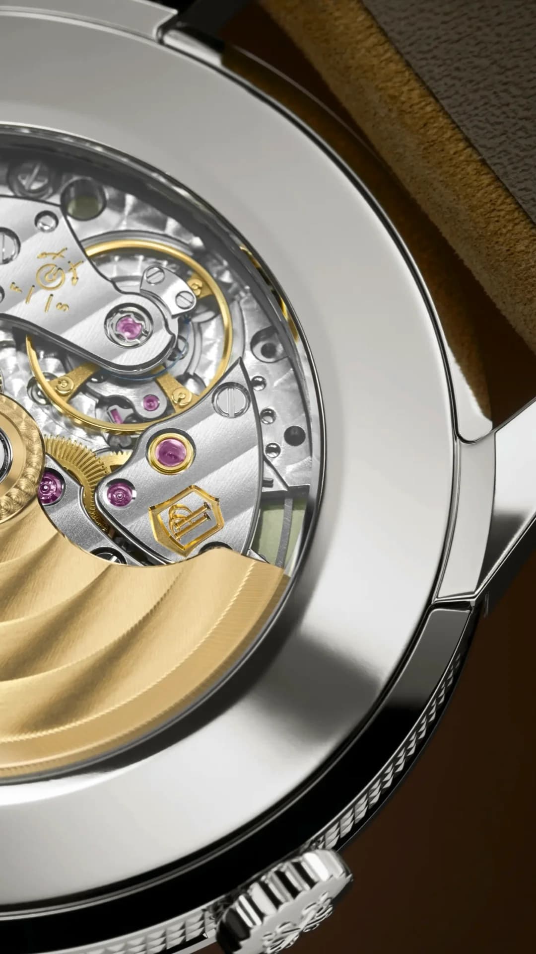 Patek Philippe Calatrava 5226G-001 8