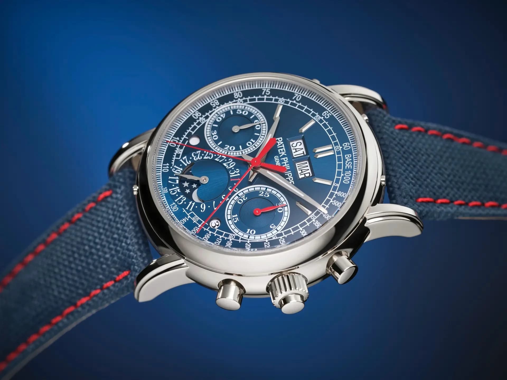 Patek Philippe Grand Complications 5204G-010 8