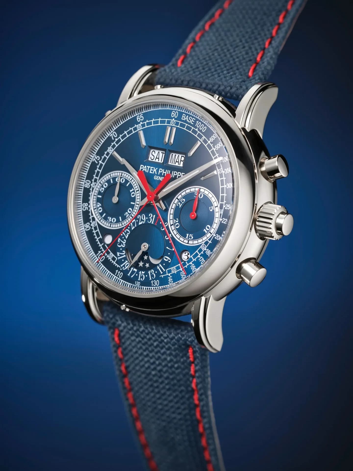 Patek Philippe Grand Complications 5204G-010 9