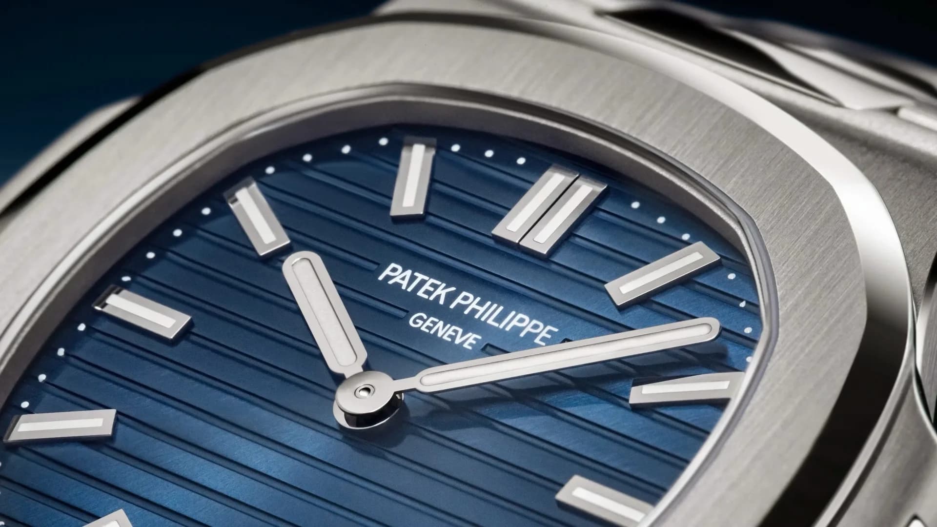 Patek Philippe Nautilus 5610/1P-001 11