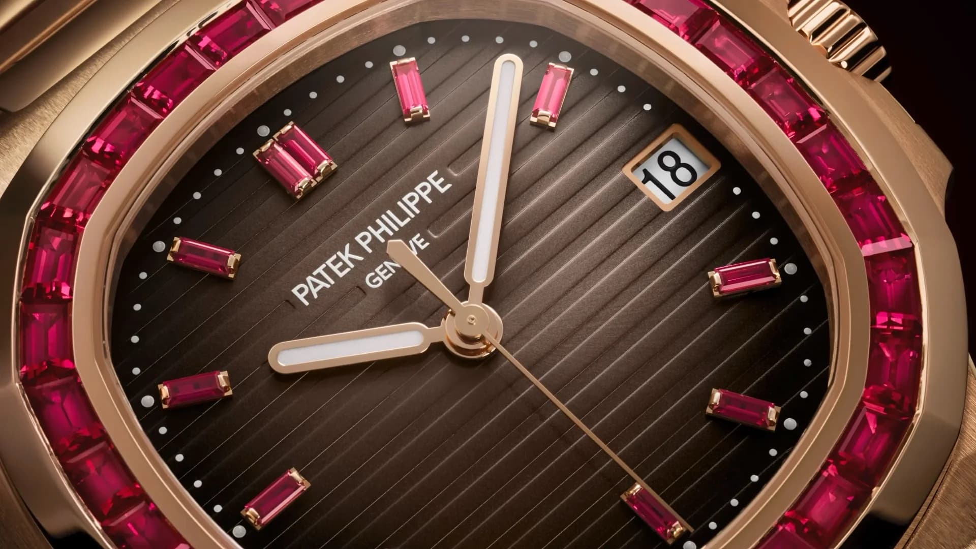 Patek Philippe Nautilus 5723/112R-001 11