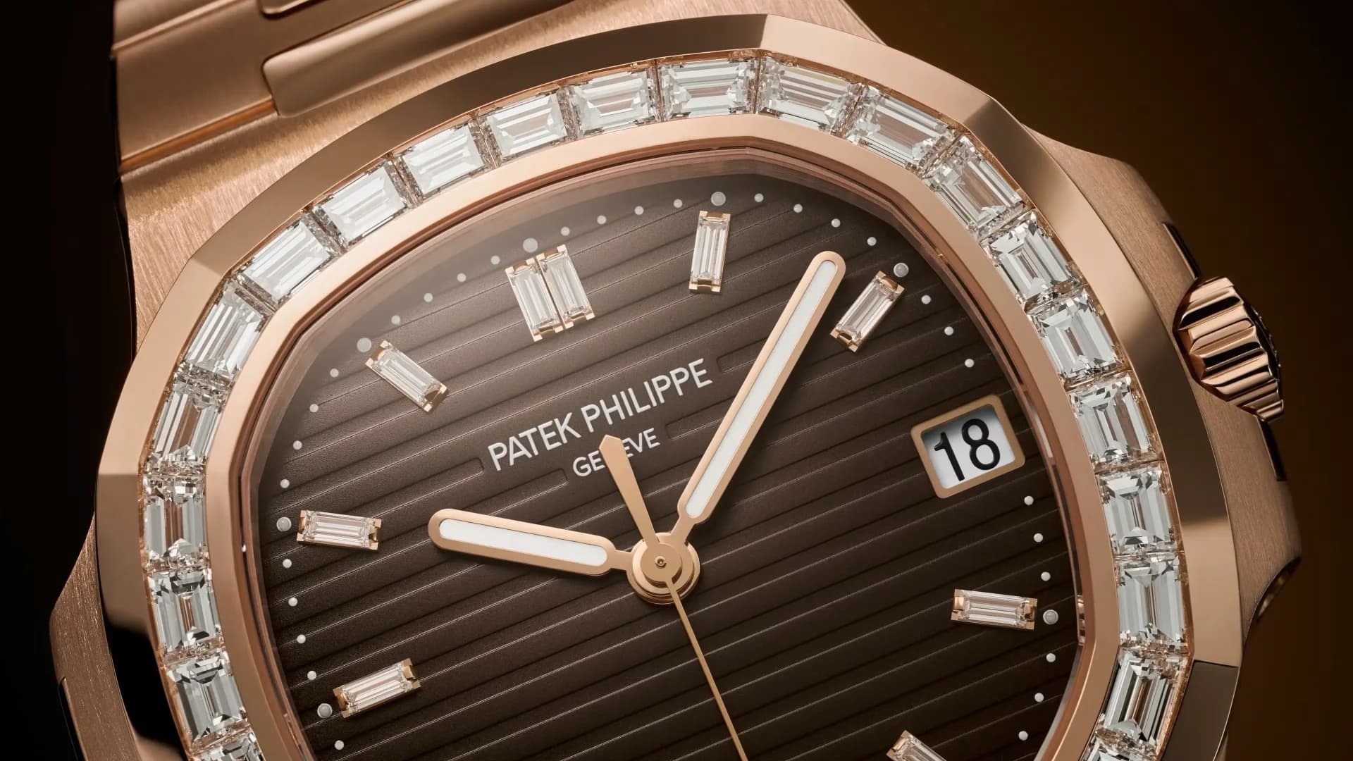 Patek Philippe Nautilus 5723/1R-010 11