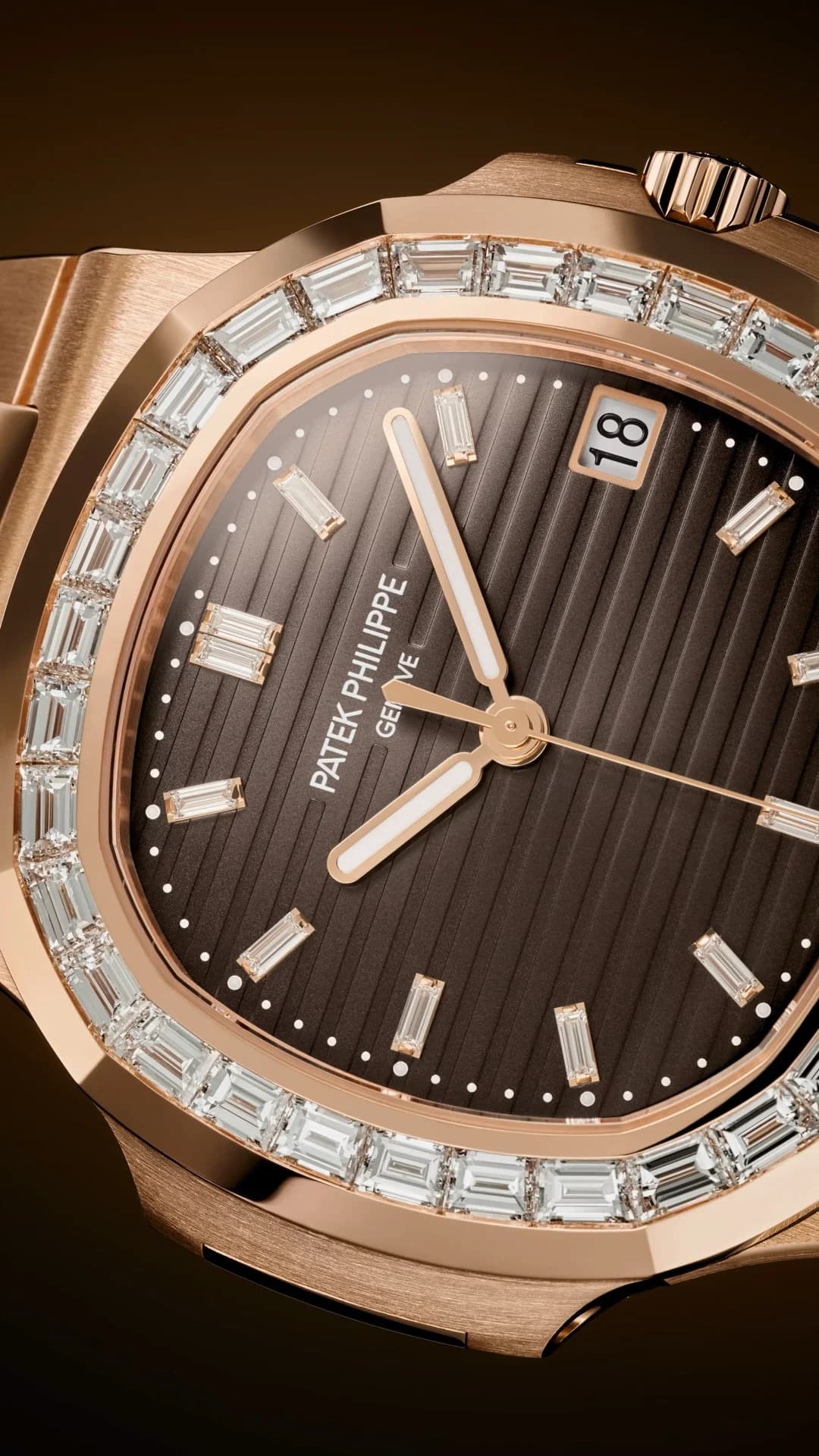 Patek Philippe Nautilus 5723/1R-010 12