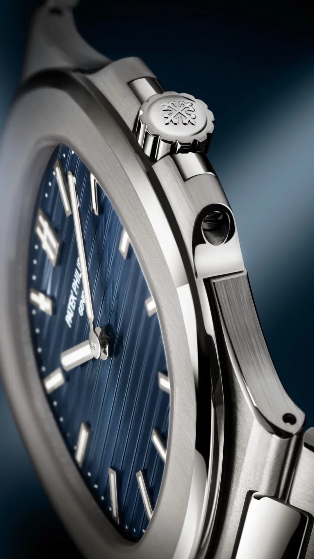 Patek Philippe Nautilus 5810/1G-001 10