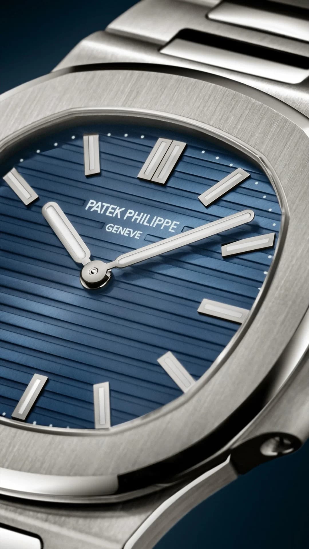 Patek Philippe Nautilus 5810/1G-001 12