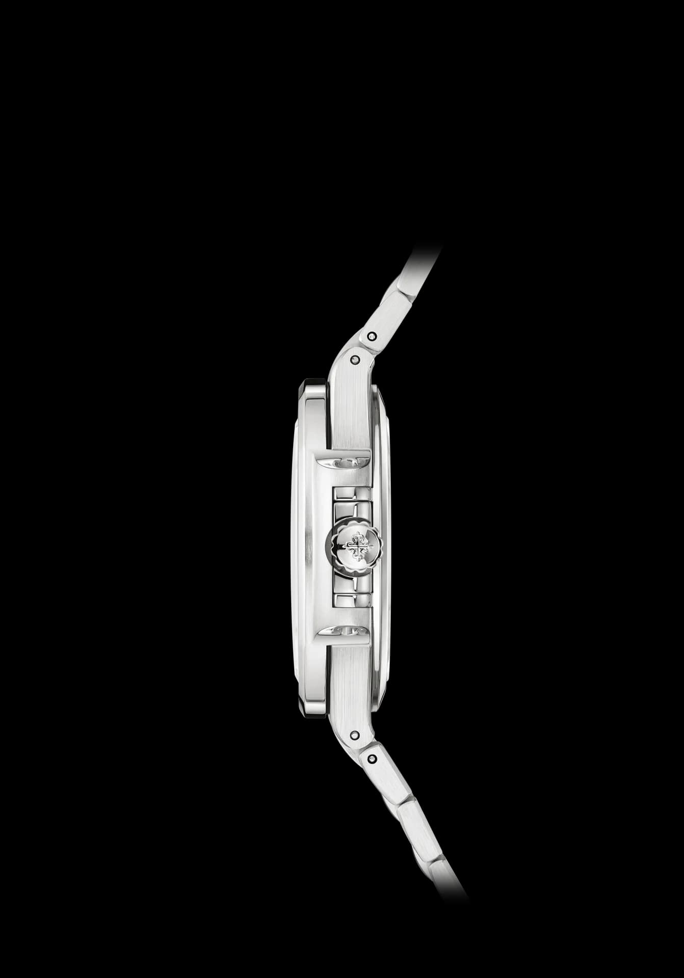 Patek Philippe Nautilus 7118/1200A-011 3