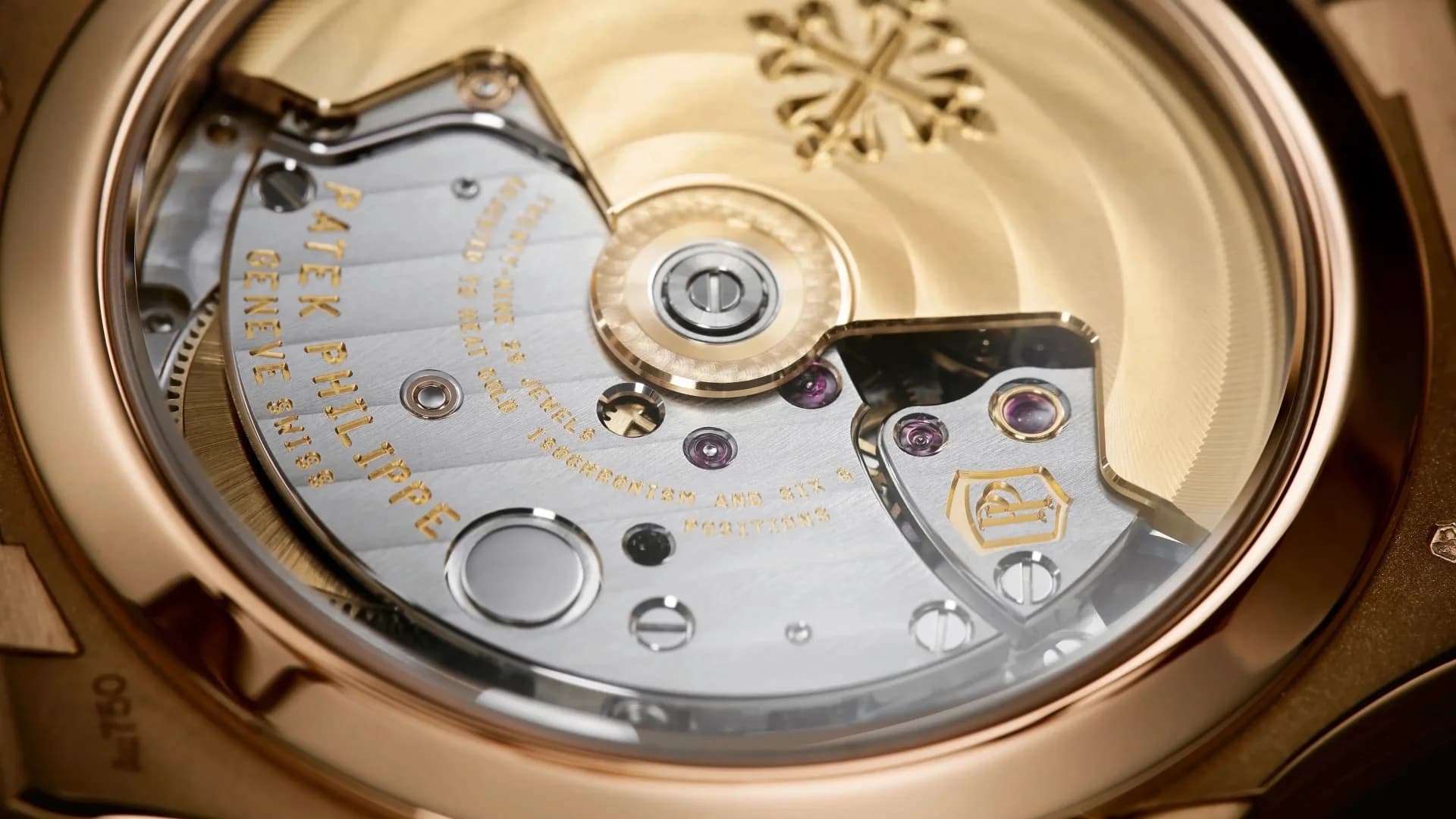 Patek Philippe Nautilus 7118/1R-001 11