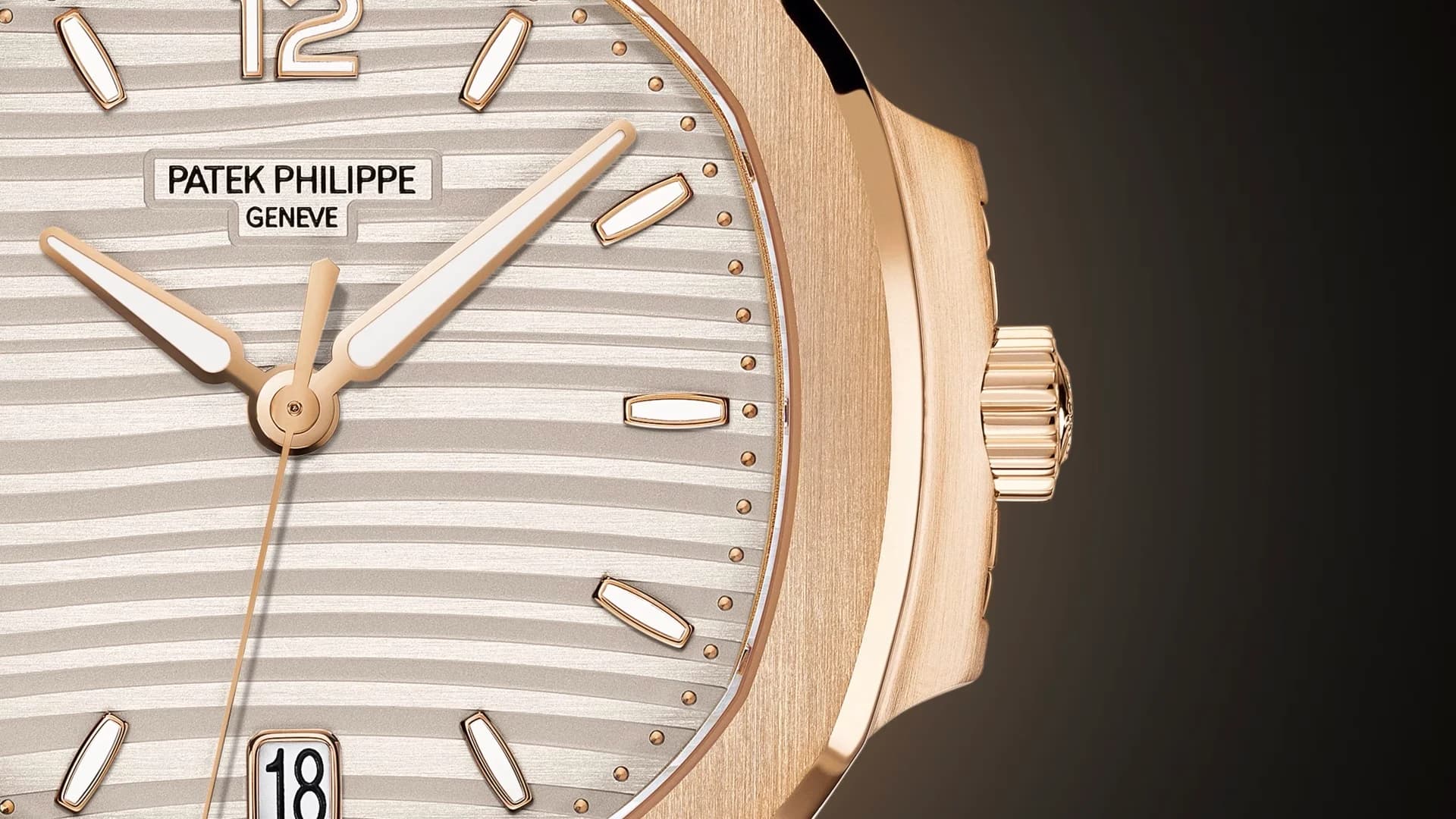Patek Philippe Nautilus 7118/1R-001 12