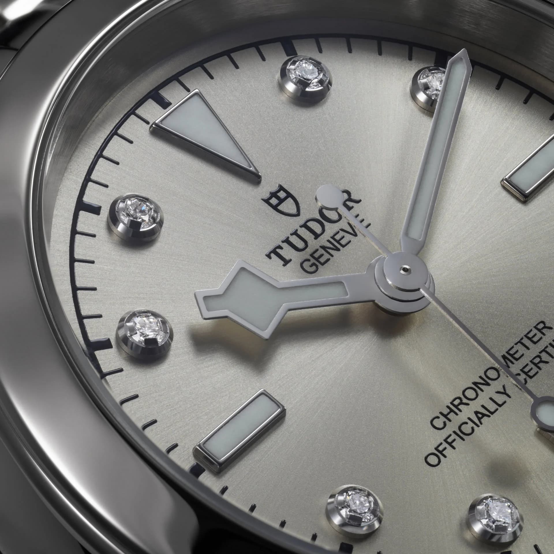 Tudor Black Bay One 41 – Light Champagne Diamond-Set Dial, Steel Bracelet 2
