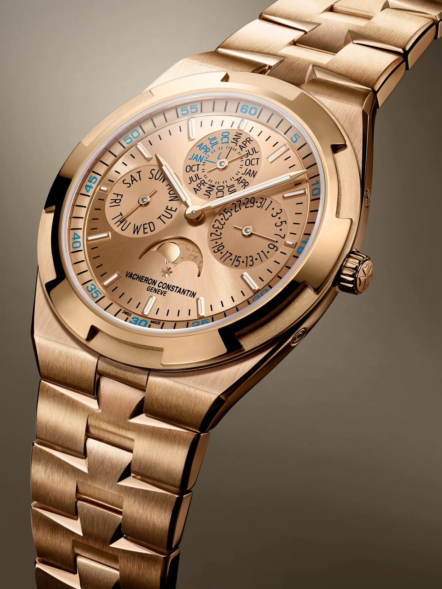 Vacheron Constantin Overseas Perpetual Calendar Ultra-Thin 41.5 mm Pink Gold – Altın Sarısı Kadran 2